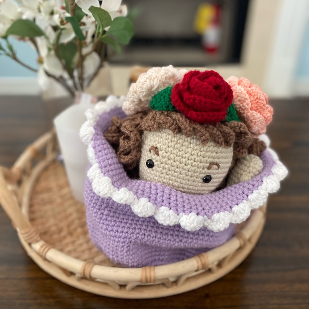 Crochet doll - Picture 3 of 4